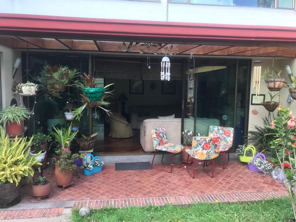 Casa de 5 alcobas en venta en Niza Norte, Bogotá, 380 m² · foto 9 de 20