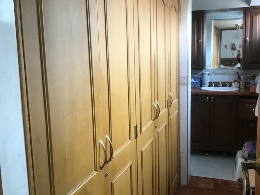 Casa de 5 alcobas en venta en Niza Norte, Bogotá, 380 m² · foto 13 de 20