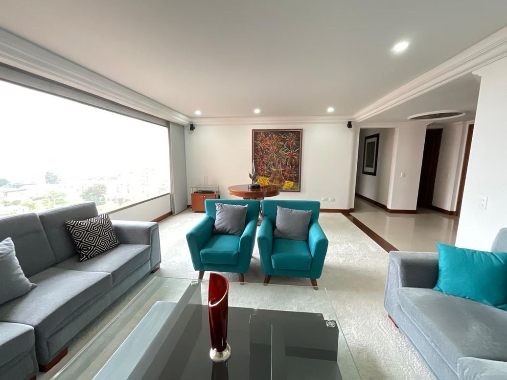 Apartamento de 3 alcobas en venta en Iberia, Bogotá, 205 m² · foto 3 de 20