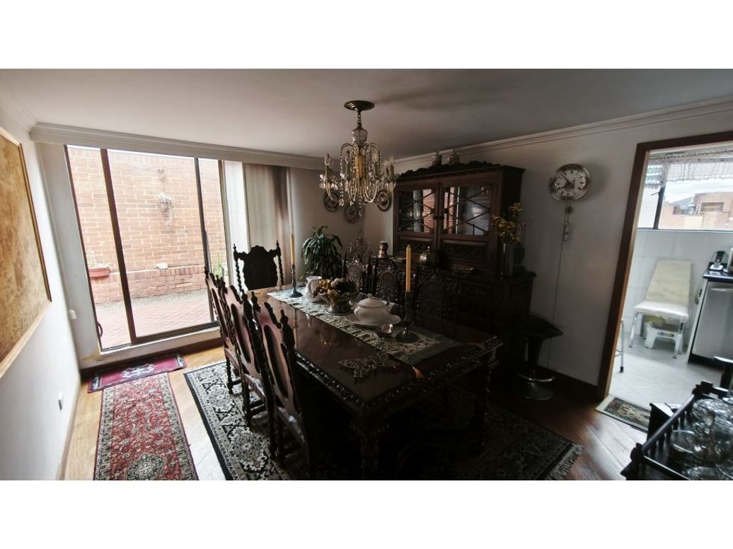 Apartamento de 3 alcobas en venta en Prados De La Calleja, Bogotá, 157 m² · foto 8 de 20