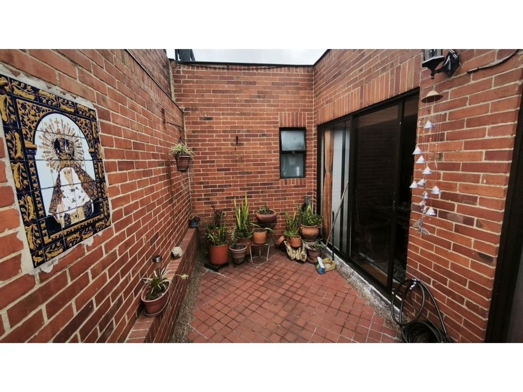 Apartamento de 3 alcobas en venta en Prados De La Calleja, Bogotá, 157 m² · foto 5 de 20