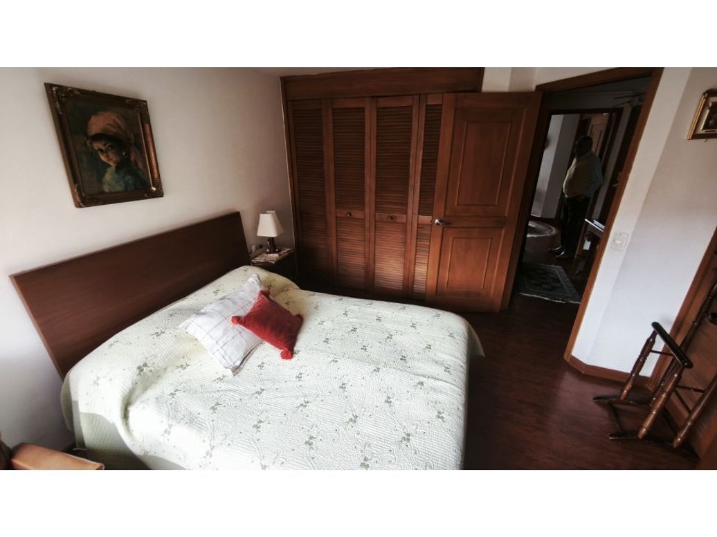 Apartamento de 3 alcobas en venta en Prados De La Calleja, Bogotá, 157 m² · foto 10 de 20