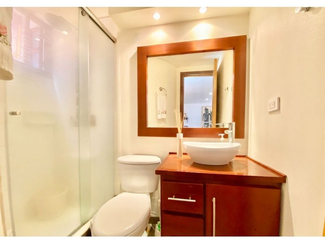 Casa de 4 alcobas en venta en Ub. Santa Coloma, Bogotá, 181 m² · foto 15 de 20