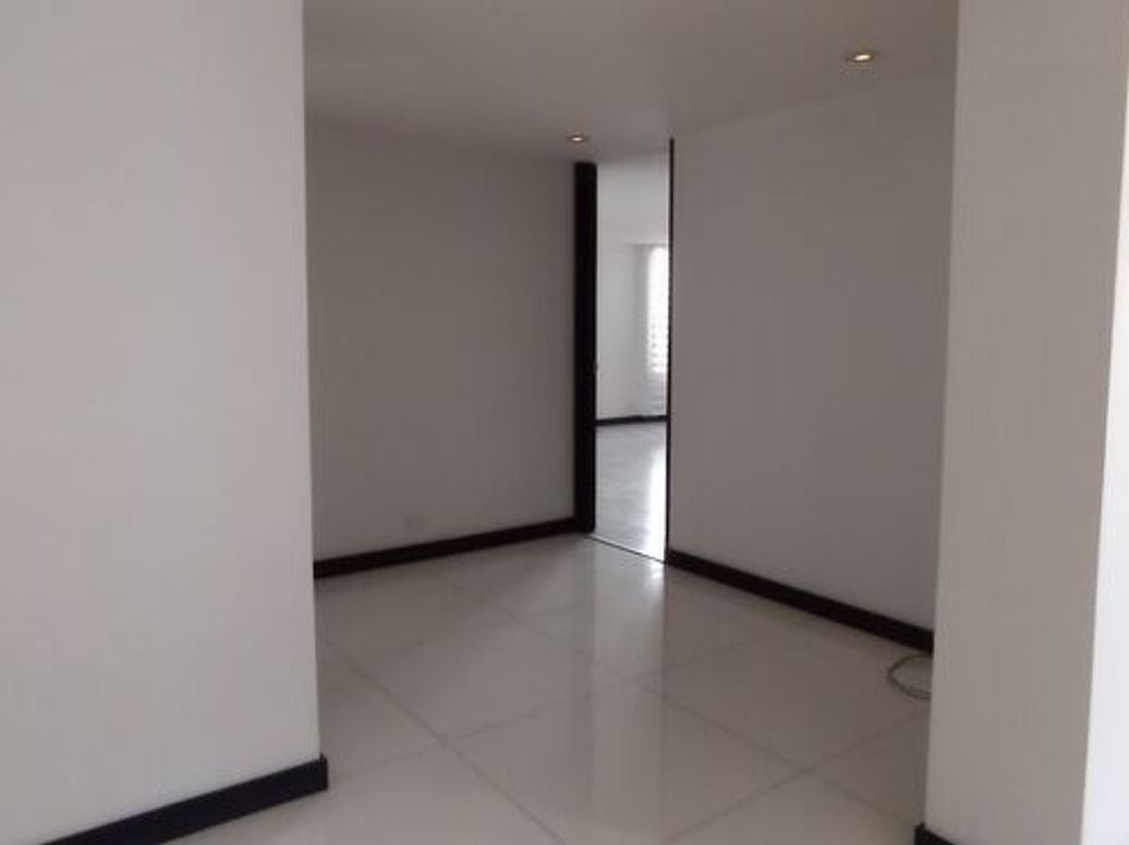 Apartamento de 4 alcobas en venta en El Seminario, Bogotá, 541 m² · foto 12 de 20