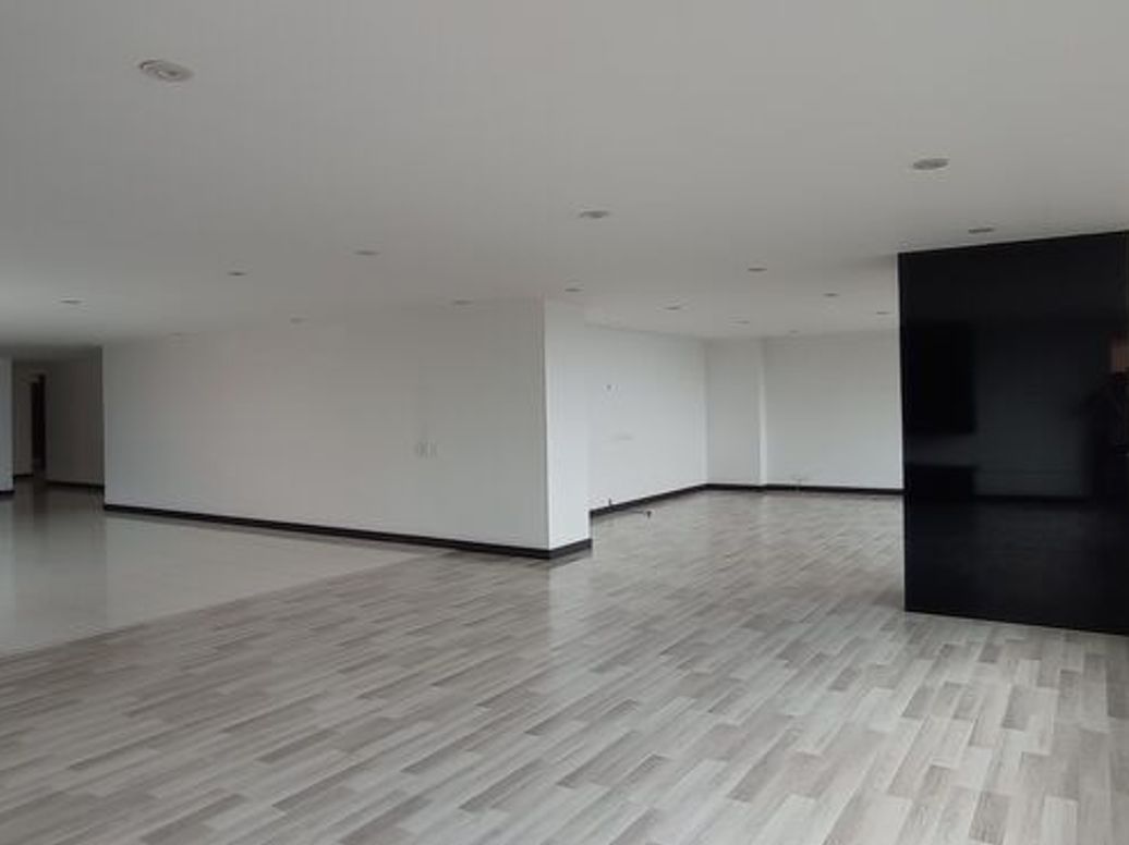 Apartamento de 4 alcobas en venta en El Seminario, Bogotá, 541 m² · foto 9 de 20