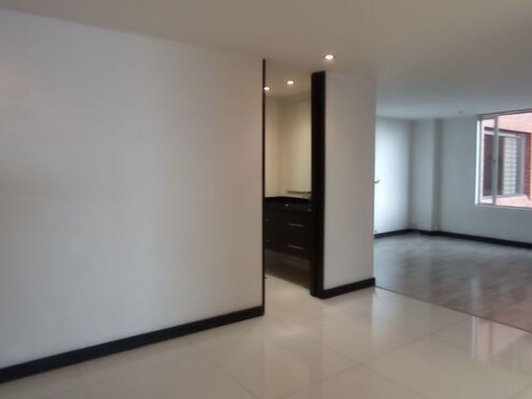 Apartamento de 4 alcobas en venta en El Seminario, Bogotá, 541 m² · foto 18 de 20
