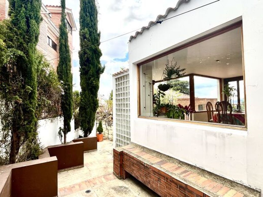 Casa de 4 alcobas en venta en A.S.D., Bogotá, 990 m² · foto 15 de 20