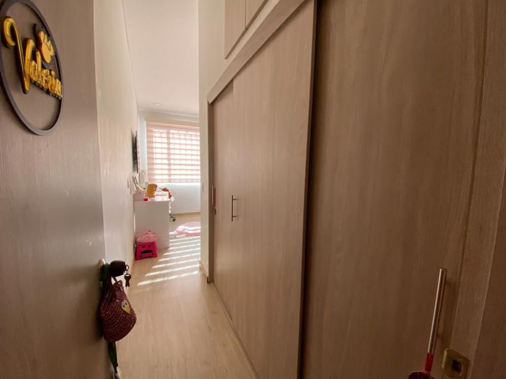 Casa de 4 alcobas en venta en Nuevo Contry, Bogotá, 280 m² · foto 11 de 20