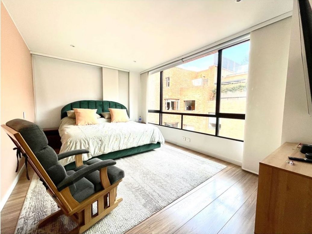 Apartamento de 3 alcobas en venta en Bellavista, Bogotá, 240 m² · foto 8 de 19