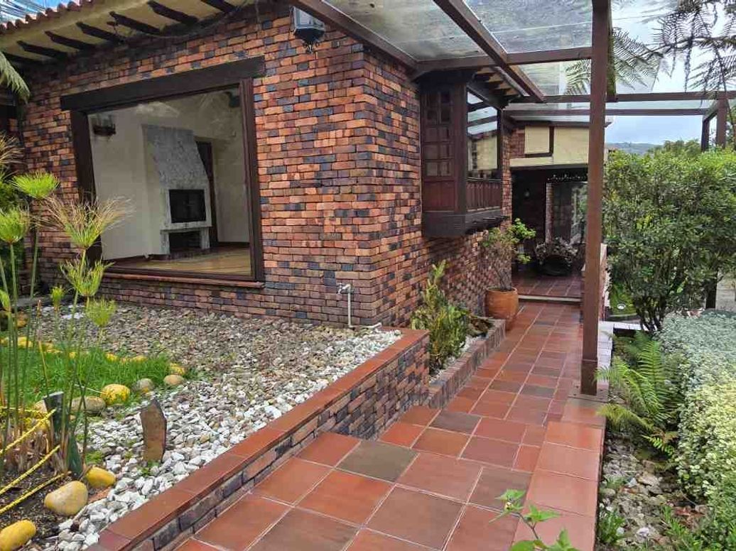 Casa de 3 alcobas en venta en San Isidro, Bogotá, 550 m² · foto 4 de 20