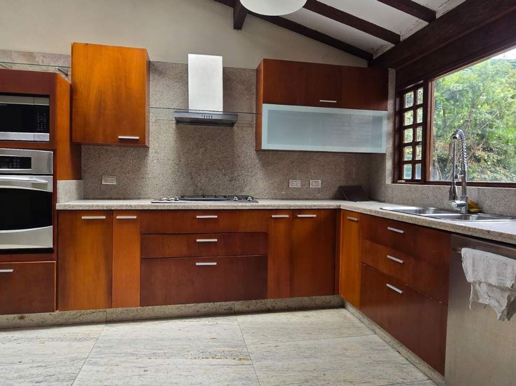 Casa de 3 alcobas en venta en San Isidro, Bogotá, 550 m² · foto 17 de 20