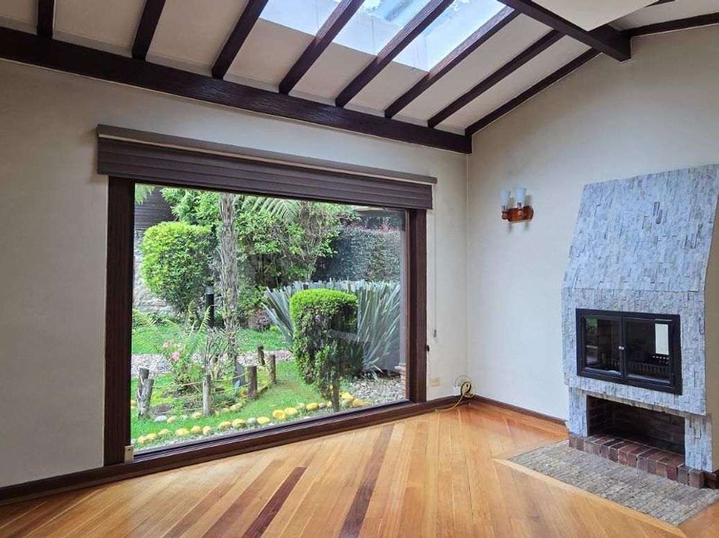 Casa de 3 alcobas en venta en San Isidro, Bogotá, 550 m² · foto 9 de 20