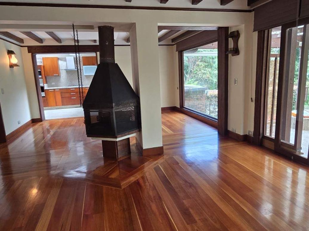 Casa de 3 alcobas en venta en San Isidro, Bogotá, 550 m² · foto 15 de 20