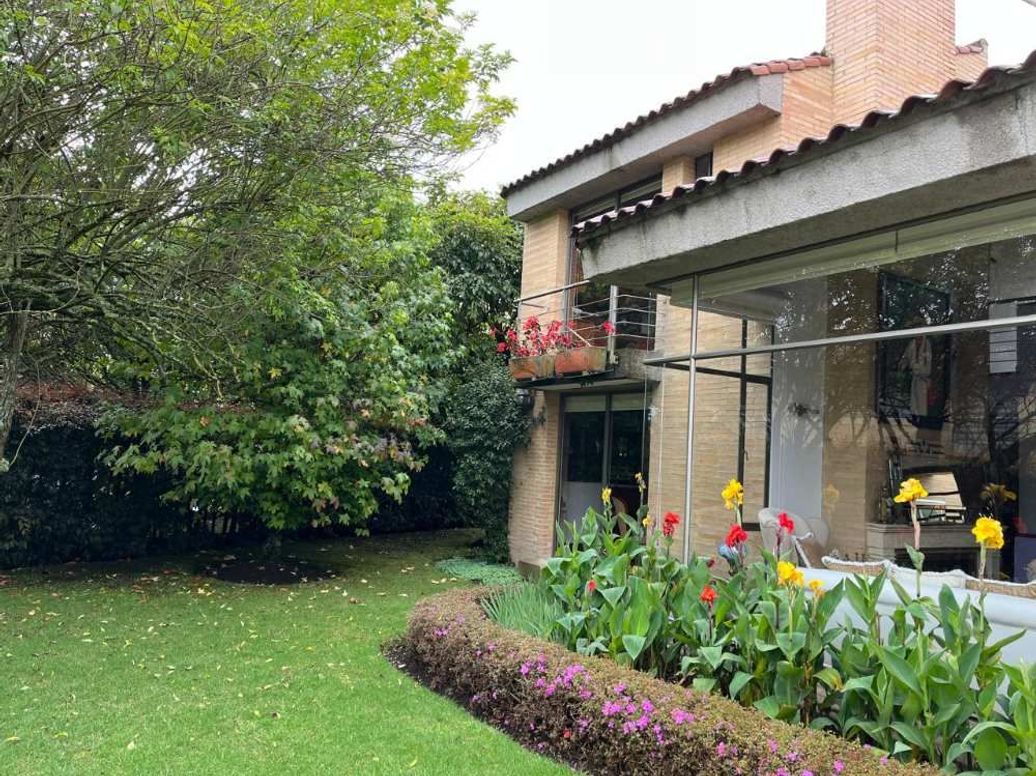 Casa de 3 alcobas en venta en Casa Blanca, Bogotá, 274 m² · foto 6 de 13