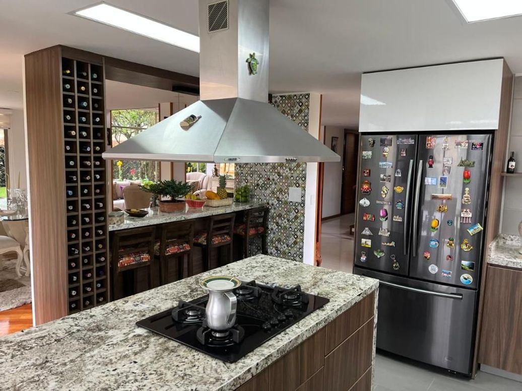 Casa de 3 alcobas en venta en Casa Blanca, Bogotá, 274 m² · foto 9 de 13