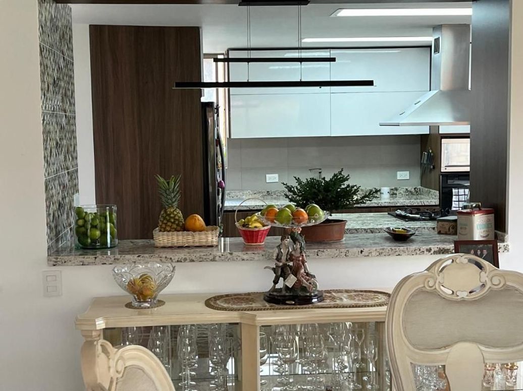 Casa de 3 alcobas en venta en Casa Blanca, Bogotá, 274 m² · foto 11 de 13