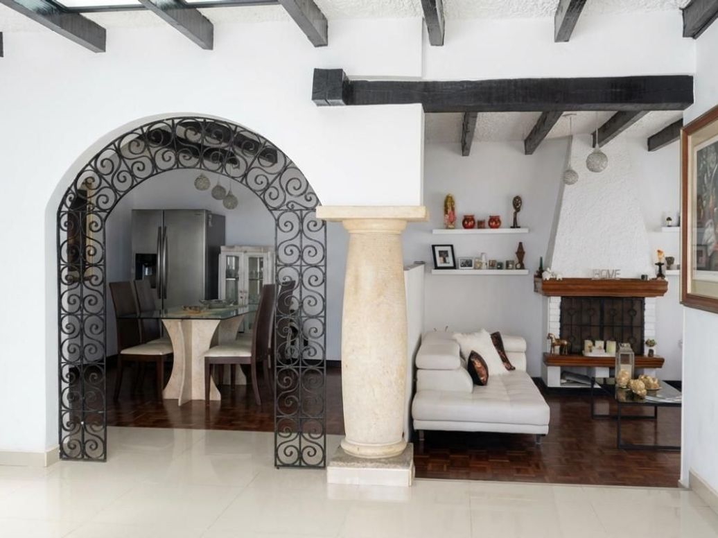 Casa de 4 alcobas en venta en Los Cedritos, Bogotá, 405 m² · foto 4 de 14