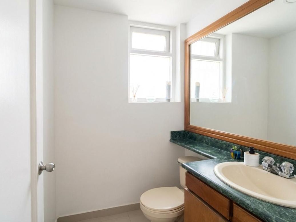 Casa de 4 alcobas en venta en Los Cedritos, Bogotá, 405 m² · foto 13 de 14