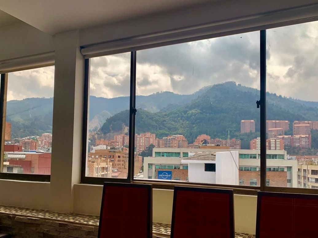 Apartamento de 4 alcobas en venta en Santa Barbara Oriental, Bogotá, 450 m² · foto 10 de 20
