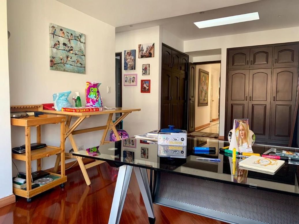 Apartamento de 4 alcobas en venta en Santa Barbara Oriental, Bogotá, 450 m² · foto 6 de 20