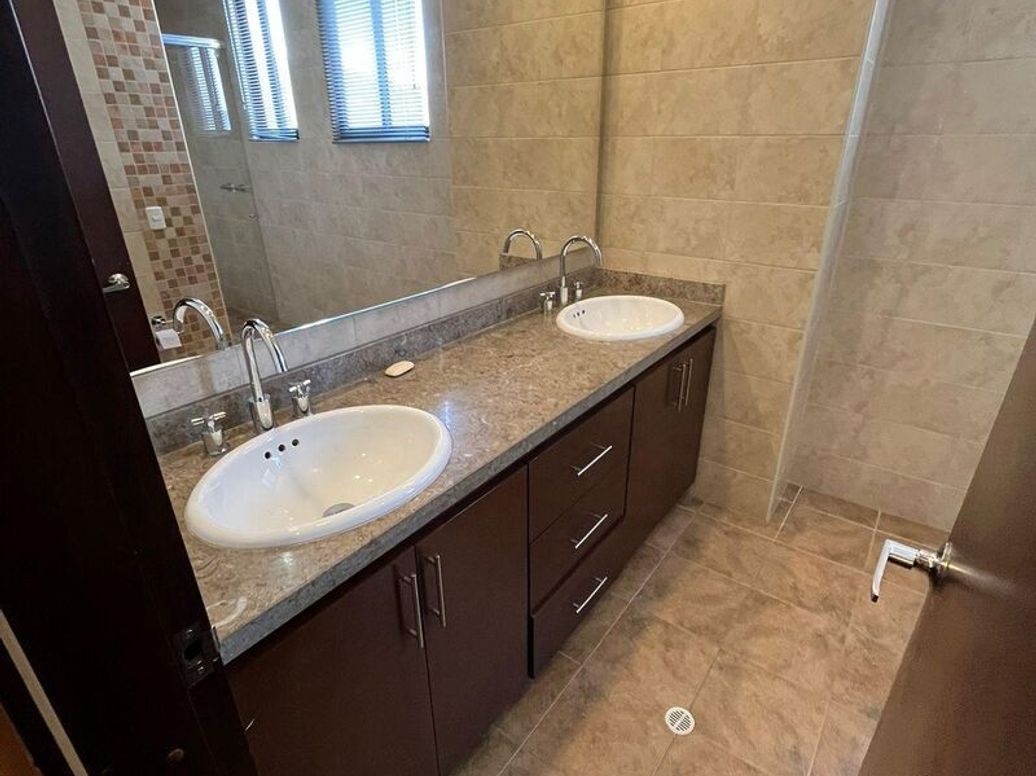Apartamento de 4 alcobas en venta en Prados De La Calleja, Bogotá, 254 m² · foto 6 de 20