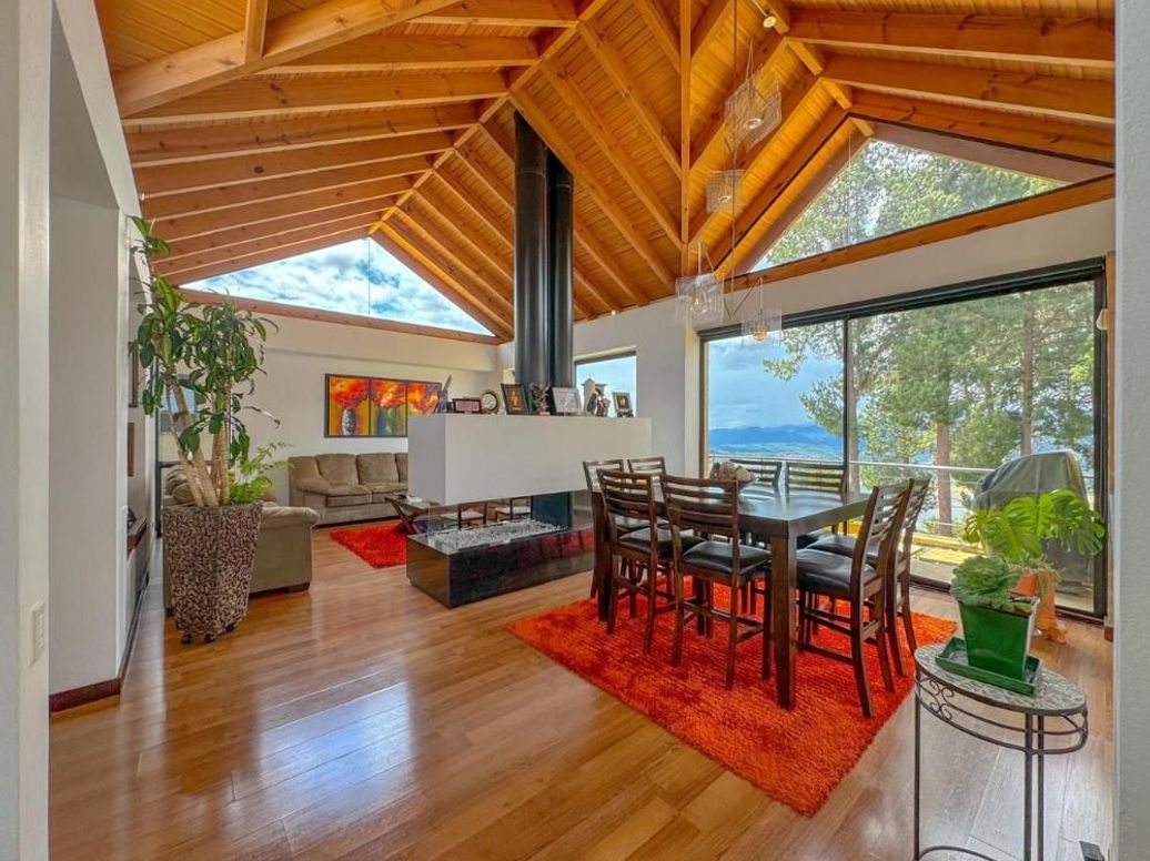 Casa de 4 alcobas en arriendo en San Isidro, Bogotá, 328 m² · foto 10 de 20