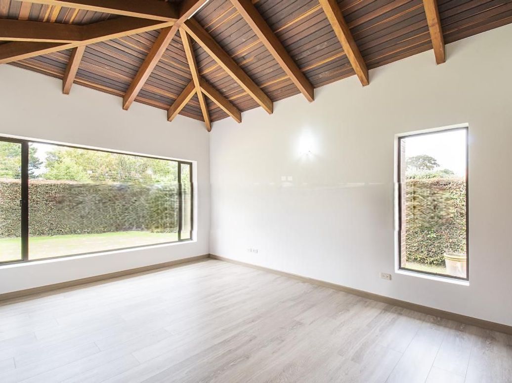 Casa de 4 alcobas en venta en Casa Blanca, Bogotá, 450 m² · foto 12 de 20