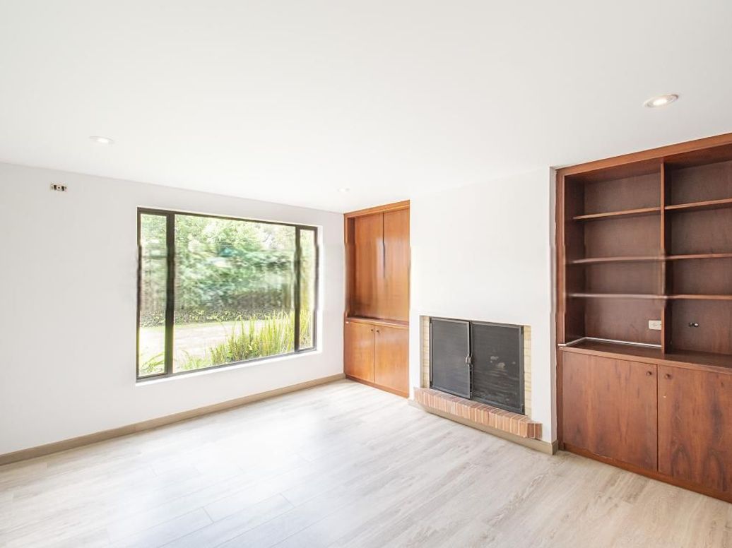 Casa de 4 alcobas en venta en Casa Blanca, Bogotá, 450 m² · foto 5 de 20