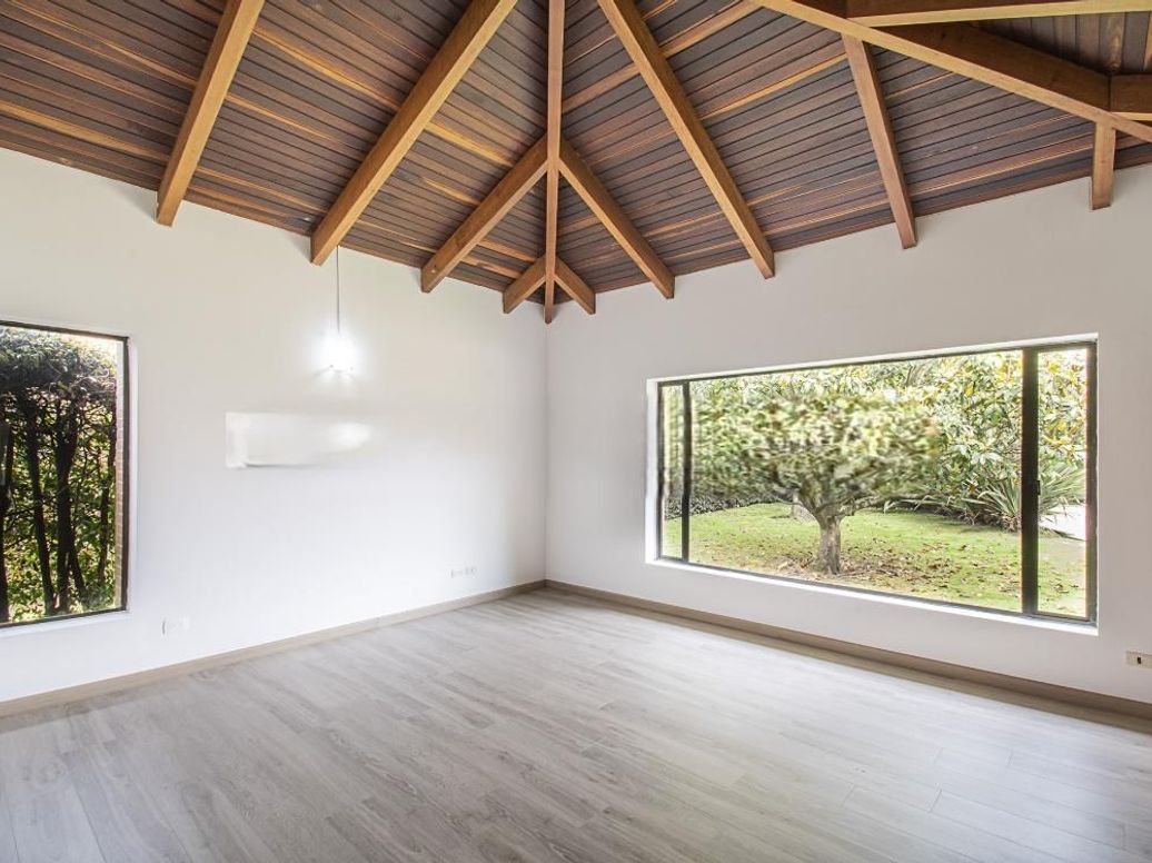 Casa de 4 alcobas en venta en Casa Blanca, Bogotá, 450 m² · foto 10 de 20
