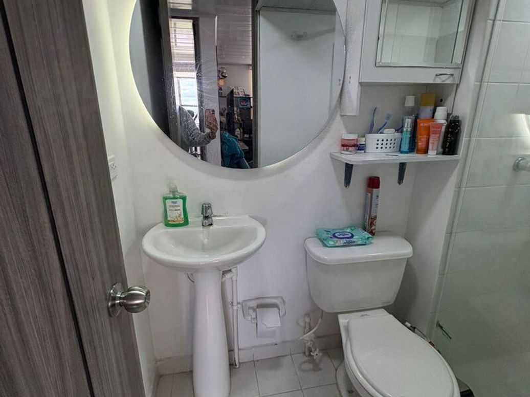 Apartamento de 2 alcobas en venta en Marco Fidel Suarez No. 1, Bogotá, 47 m² · foto 15 de 17