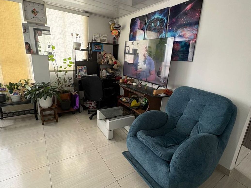 Apartamento de 2 alcobas en venta en Marco Fidel Suarez No. 1, Bogotá, 47 m² · foto 2 de 17