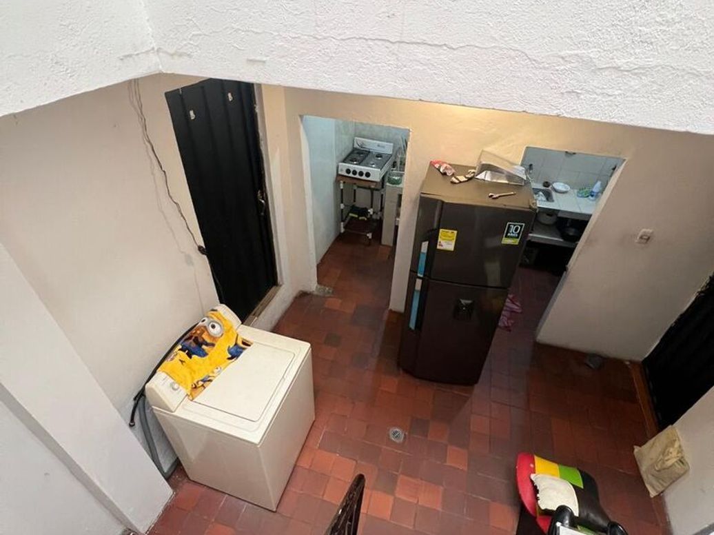 Casa de 6 alcobas en venta en Villa Gloria, Bogotá, 220 m² · foto 5 de 16