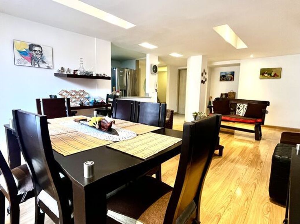 Apartamento de 2 alcobas en venta en Santa Barbara Occidental, Bogotá, 93 m² · foto 6 de 20