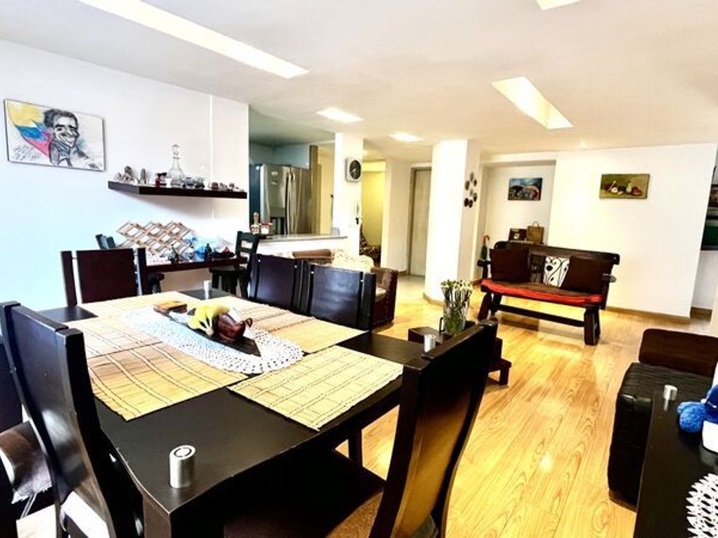 Apartamento de 2 alcobas en venta en Santa Barbara Occidental, Bogotá, 93 m² · foto 5 de 20