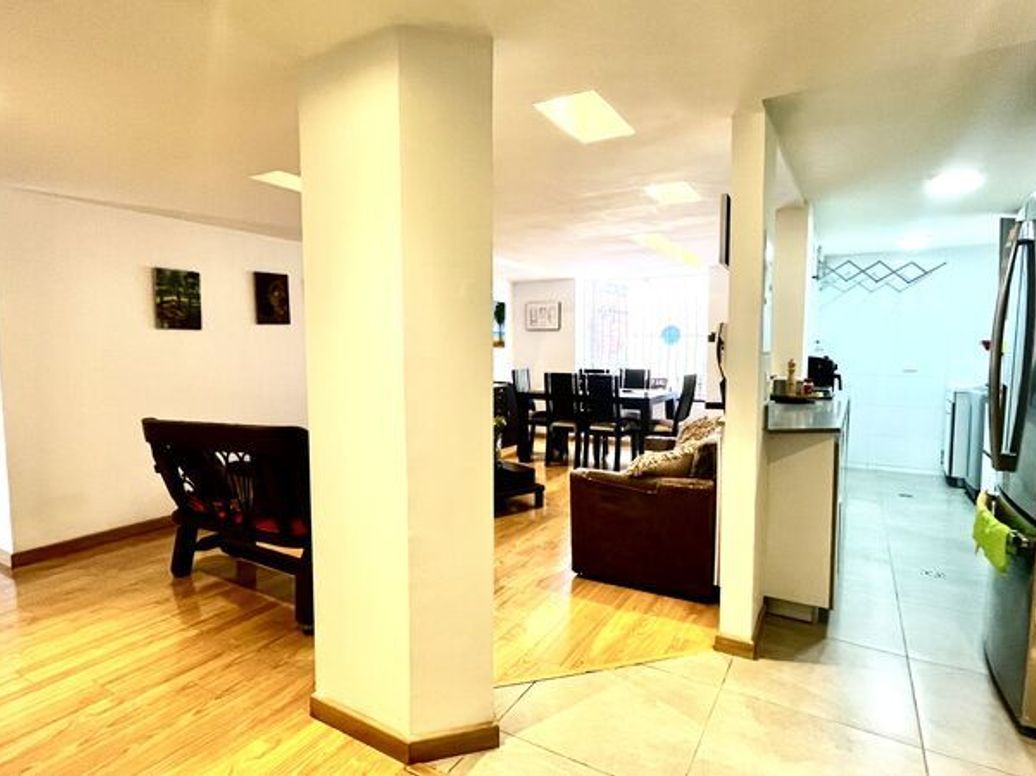 Apartamento de 2 alcobas en venta en Santa Barbara Occidental, Bogotá, 93 m² · foto 15 de 20