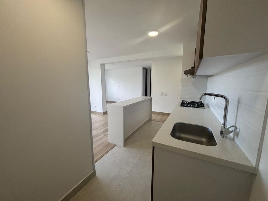 Apartamento de 2 alcobas en venta en Casa Blanca, Bogotá, 73 m² · foto 10 de 20