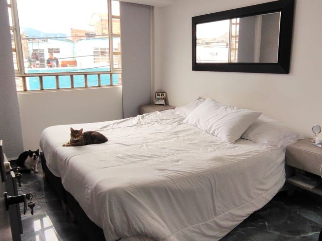 Casa de 10 alcobas en venta en Laguneta, Bogotá, 400 m² · foto 18 de 20