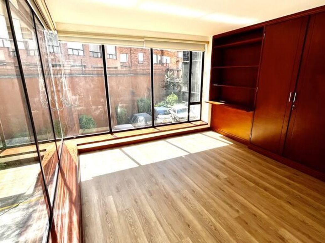 Apartamento de 2 alcobas en venta en La Carolina, Bogotá, 78 m² · foto 16 de 20