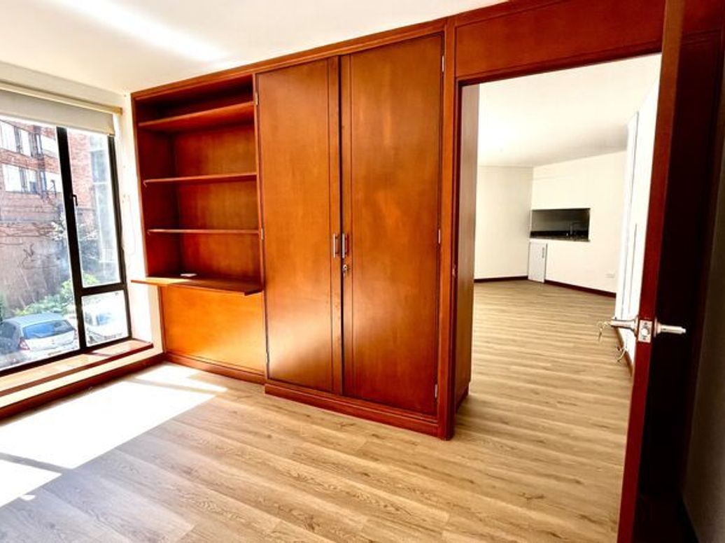 Apartamento de 2 alcobas en venta en La Carolina, Bogotá, 78 m² · foto 17 de 20