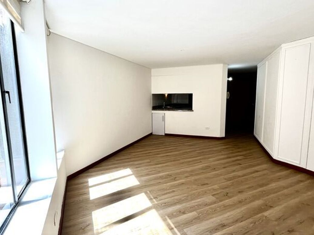 Apartamento de 2 alcobas en venta en La Carolina, Bogotá, 78 m² · foto 9 de 20