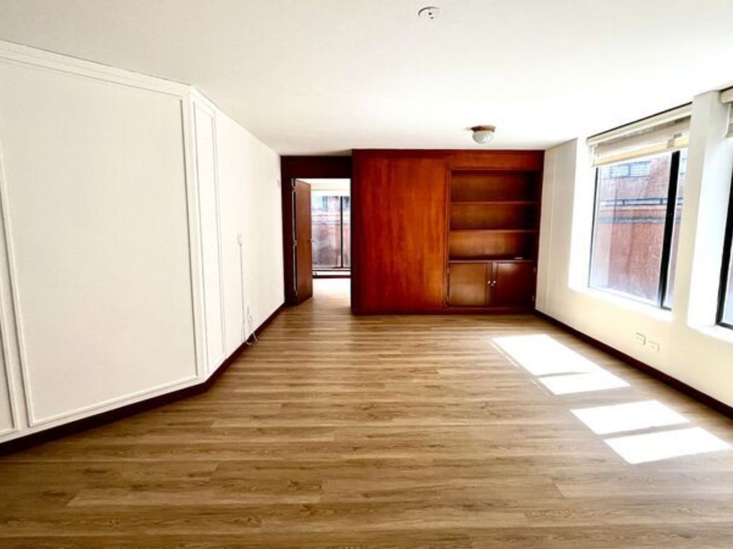 Apartamento de 2 alcobas en venta en La Carolina, Bogotá, 78 m² · foto 10 de 20