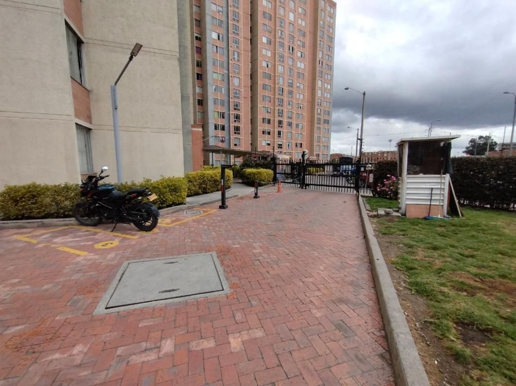 Apartamento de 3 alcobas en venta en Bosa, Bogotá, 47 m² · foto 18 de 20