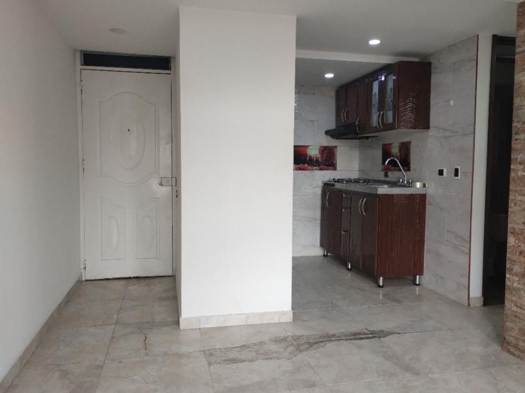 Apartamento de 3 alcobas en venta en Bosa, Bogotá, 47 m² · foto 2 de 20