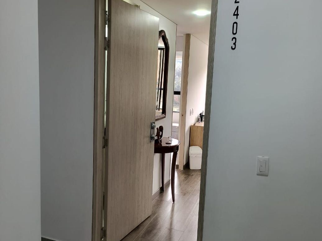 Apartamento de 2 alcobas en venta en Sagrado Corazon, Bogotá, 44 m² · foto 4 de 18
