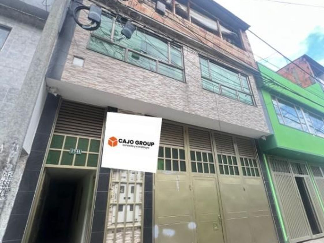 Casa de 6 alcobas en venta en Villa Nelly, Bogotá, 405 m² · foto 15 de 15