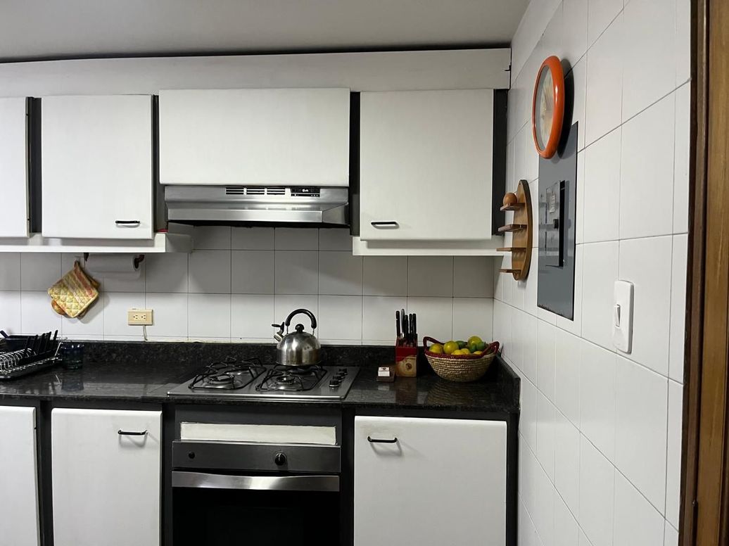 Apartamento de 3 alcobas en venta en Rincon Del Chicó, Bogotá, 161 m² · foto 5 de 20