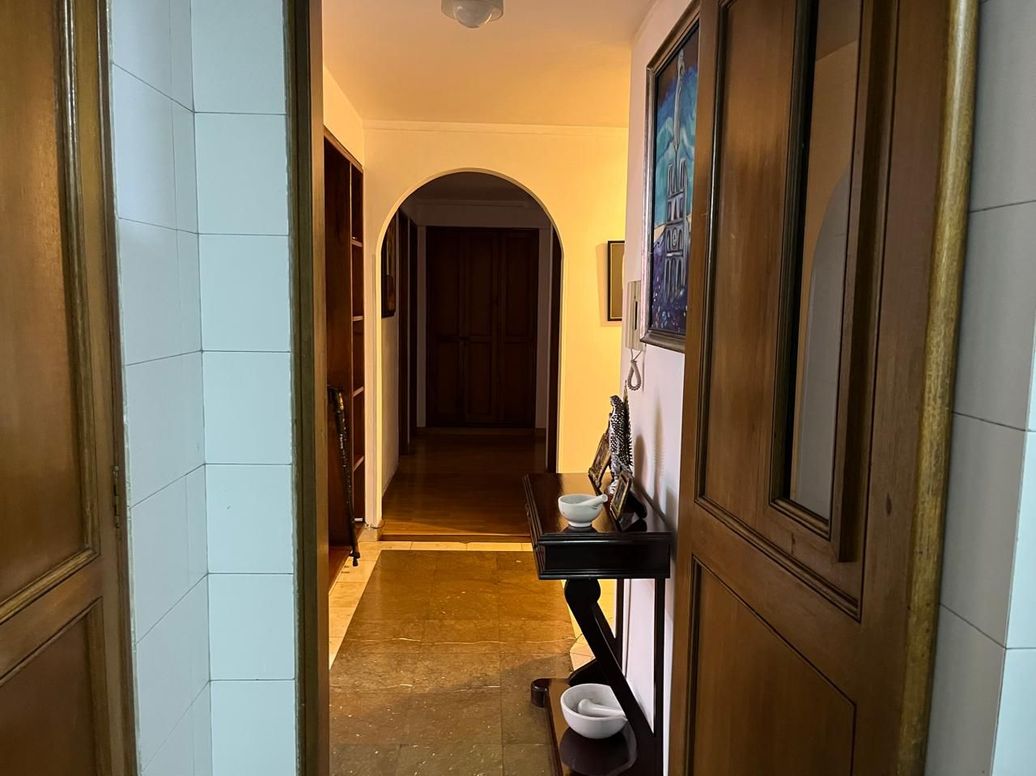 Apartamento de 3 alcobas en venta en Rincon Del Chicó, Bogotá, 161 m² · foto 8 de 20