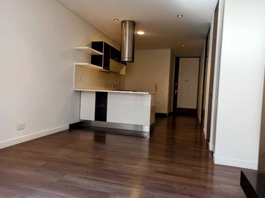 Apartamento de 1 alcoba en venta en Santa Barbara Occidental, Bogotá, 59 m² · foto 6 de 20