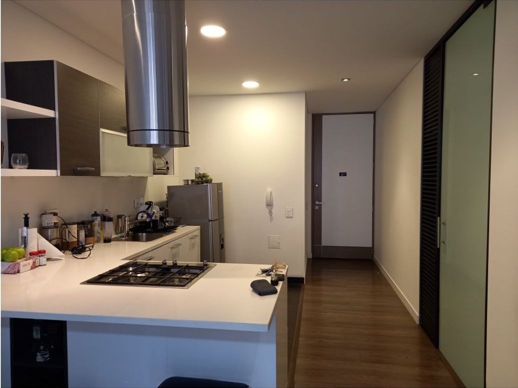 Apartamento de 1 alcoba en venta en Santa Barbara Occidental, Bogotá, 59 m² · foto 5 de 20
