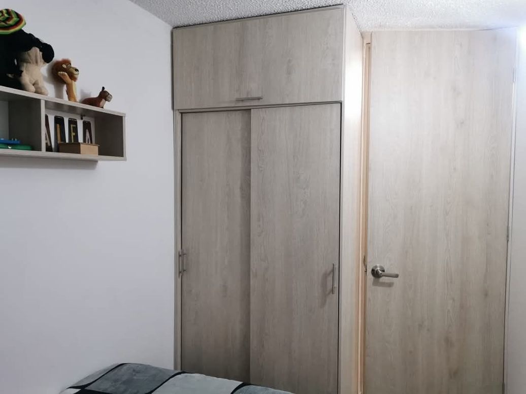 Apartamento de 3 alcobas en venta en Rafael Escamilla, Bogotá, 53 m² · foto 6 de 12